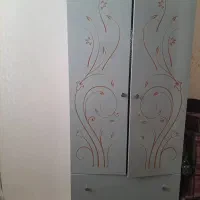 کمد تمیز و سالم یک ساله خریدم نو نو