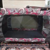 تخت گهواره ای و صندلی غذاخوری|تخت و صندلی بچه|مشهد, شهرک بهارستان|دیوار