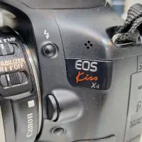 دوربین Canon Kiss X4 با کیف در حد نو|دوربین عکاسی و فیلمبرداری|تهران, بهارستان|دیوار
