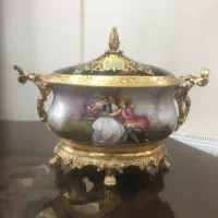 سه تکه چینی سوپ خوری و میوه خوری و کلدان