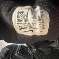 کتونی نایک ۴۳-۴۴ v2k|کیف، کفش، کمربند|تهران, بهارستان|دیوار