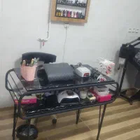 میز ناخن|آرایشگاه و سالنهای زیبایی|جوانرود, |دیوار