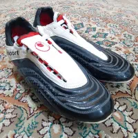 کفش استوک کفش فوتبال پیچی Uhlsport