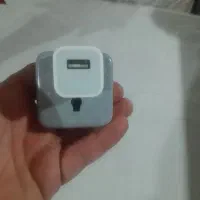 آدابتور آیفون اصلی با هولدر