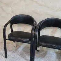 صندلی انتظار، تخت