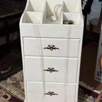 میز ناخن / استند لاک / صندلی شاه نشین اسپا/ ترولی|آرایشگاه و سالن‌های زیبایی|بندر ماهشهر, |دیوار