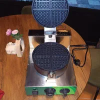 وافل و اسنک ساز