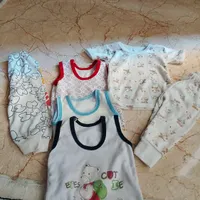 تعدادی لباس  اهدایی نوزادی
