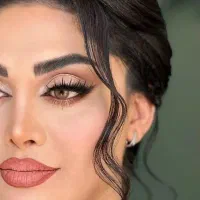 میکاپ و شنیون حرفه‌ای و قیمت مناسب