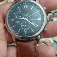 ساعت اصلی سه موتوره