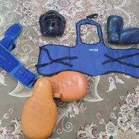 دوتا ست کامل وشوو  یک ست کامل بوکس.یک عدد هوگو