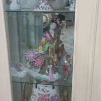 اجناس انتیک|مجسمه، تندیس، ماکت|تهران, فلسطین (میدان انقلاب)|دیوار