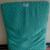 تشک دونفر کار کرده ولی تمیز