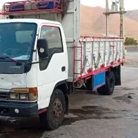 ایسوزو چهار چراغ مدل ۸۵