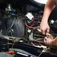 برق خودرو در محل