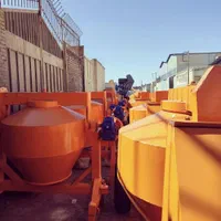 بتونیر(میکسر) و بالابر ساختمانی|ماشینآلات صنعتی|اصفهان, بوستان آینه خانه|دیوار