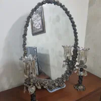 ست آینه و شمعدان برنجی (طرح کلاسیک گل‌دار)