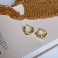 گوشواره فشن پیچی طلایی مدرن پرطرفدار