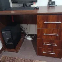 میز کامپیوتر