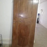 تعداد 4 عدد درب چوبی قدیمی جنس مرغوب.