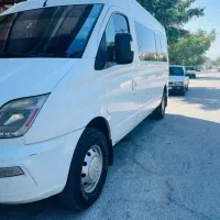 یک دستگاه مینی بوس مکسوس مدل ۲۰۱۷