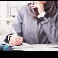 منشی آشنا به حسابداری و مالی