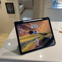 آیپد پرو ۱۲/۹ حافظه ۱۲۸ رم ۸ باتری ۹۱٪ سیمکارت خور