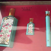 عطر زنانه
