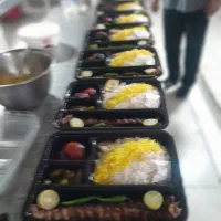 منشی پاره وقت برای تهیه غذا نیازمندیم