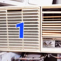 ۳ عدد کولر و ی یک عدد یخچال فروشی