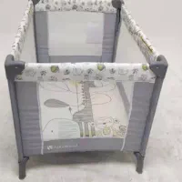 تخت کنار مادر برند بی بی ترند