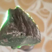 سه عدد سنگ یشم