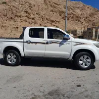 تویوتا هایلوکس 2015