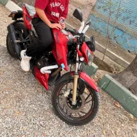 آپاچی 200