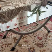 میز اداری شیشه ای