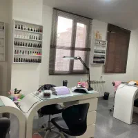 اجاره میز ناخن تخت مژه