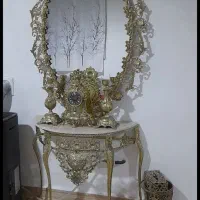 آیینه شمعدان و مبل