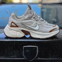 کتونی nike وی ۵ کی کرم نسکافه ایi|کیف، کفش، کمربند|تهران, پرستار|دیوار