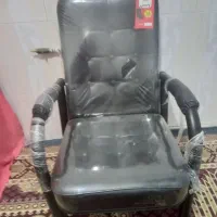 صندلی اداری درحدنو ۱ و۵۰۰