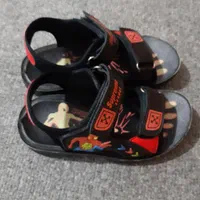 کفش صندل وبوت بچگانه