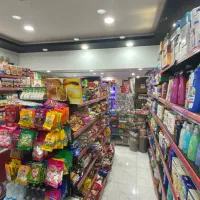 نیرو کار در سوپر مارکت