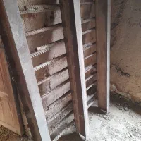 پل اهنی|لوازم جانبی حیوانات|سروستان, |دیوار