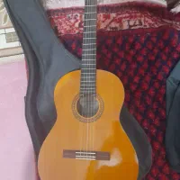 فروش  گیتار یاماها سالم