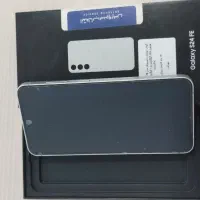 گوشی بسیار تمیز بدون خال