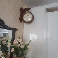 ساعت دیواری نونونو کارتن دارد