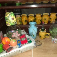 مقداری وسایل دکوری قدیمی زیبا|صنایع دستی و سایر لوازم تزئینی|لنگرود, |دیوار