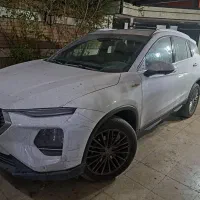 ماشین کم کار و بدون رنگ