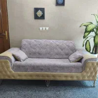 یک دست مبل راحتی چستر و سلطنتی.با میز عسلی|مبلمان خانگی و میز عسلی|مشهد, هفده شهریور|دیوار