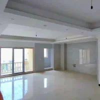 آپارتمان ۱۲۵ متری خ ساری / ۳۰۰ وام دار