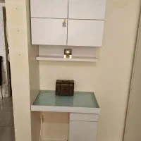 میز تحریر و کمد دیواری